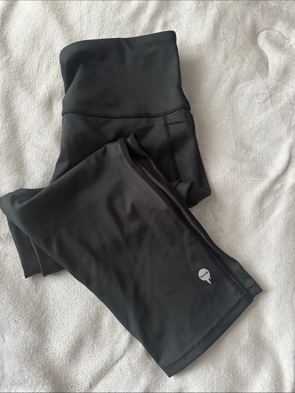 BlackMilk cropped Active Leggings with Reflective Logo from the gym collection